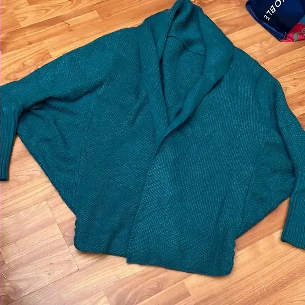 Slouchy Kimono Style Peacock Blue Sweater/Wrap Size Large